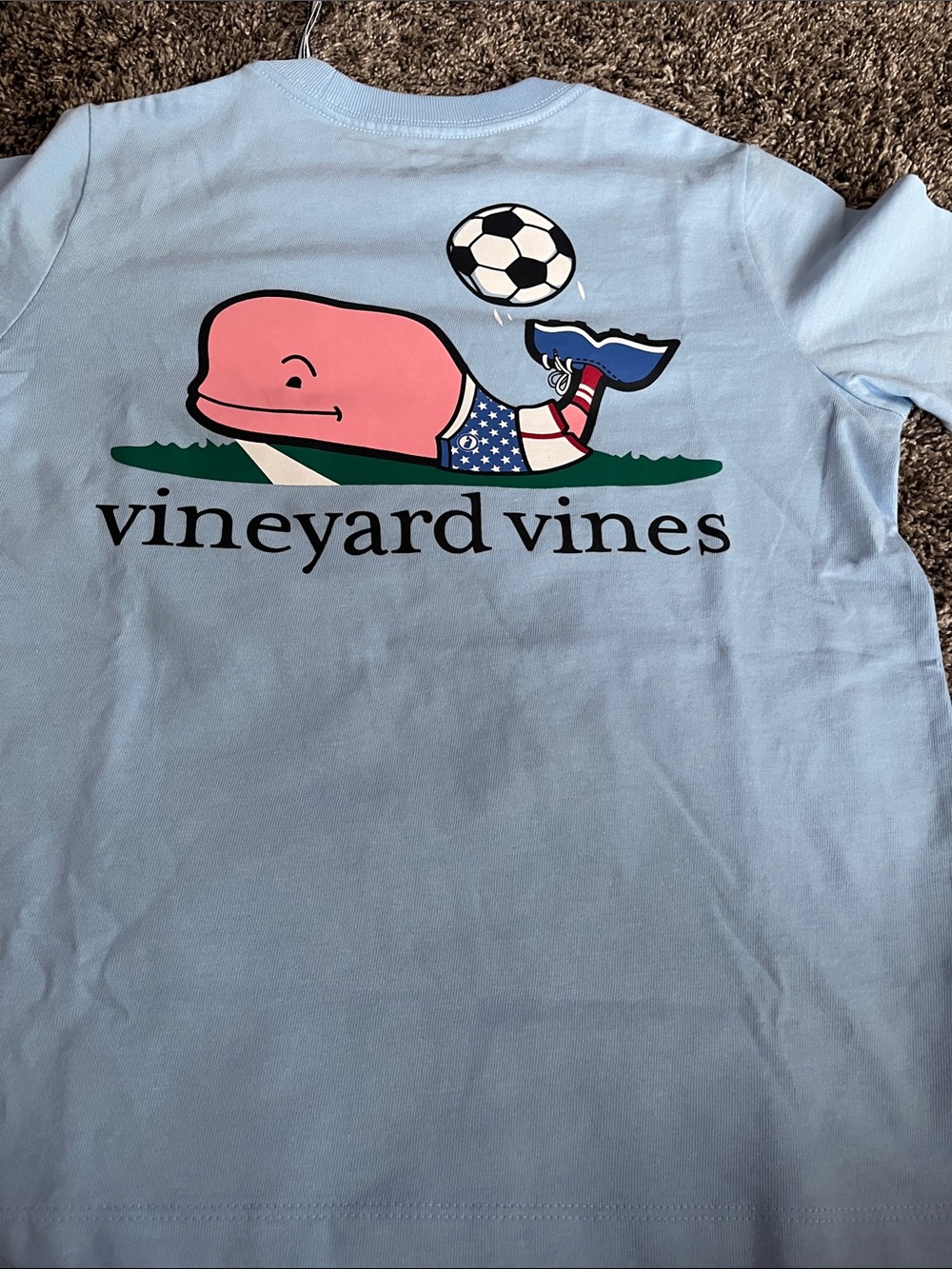 Vineyard Vines Light Blue Whale Soccer Graphic Tee with Pink Whale. New. Size 7 - Picture 3 of 6